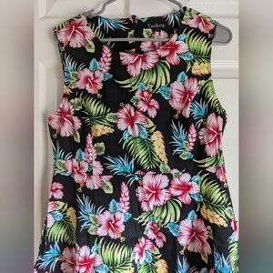 Hibiscus Sleeveless Dress L NWT